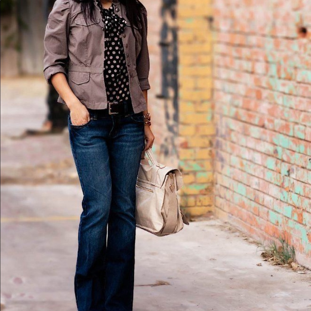SOLD Lucky Brand Bootcut Jeans in Brooke 4/27 Dark - Picture 2 of 8